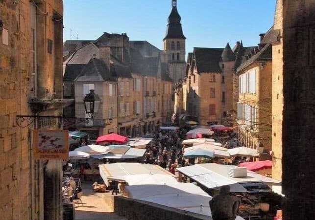 French Market, Lascaux IV & La Roque Gageac